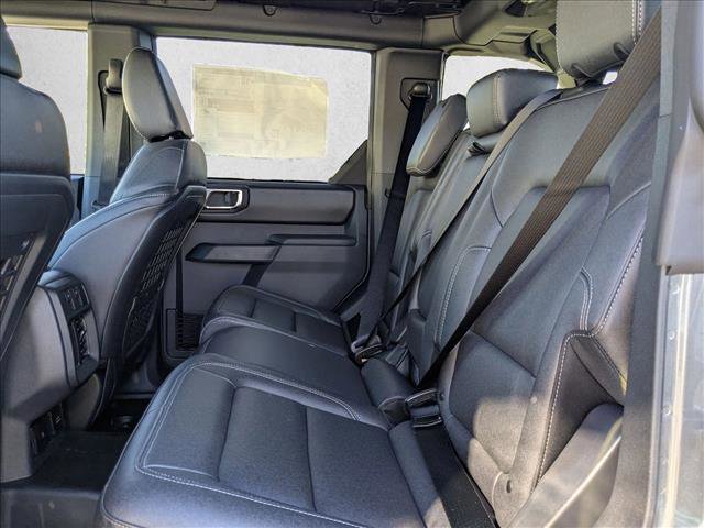 New 2025 Ford Bronco Badlands image 16