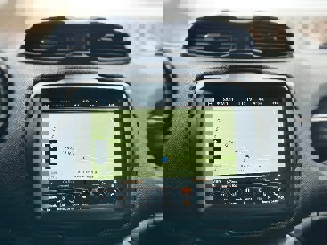 Used 2022 Jeep Renegade Altitude w/ Convenience Group image 15