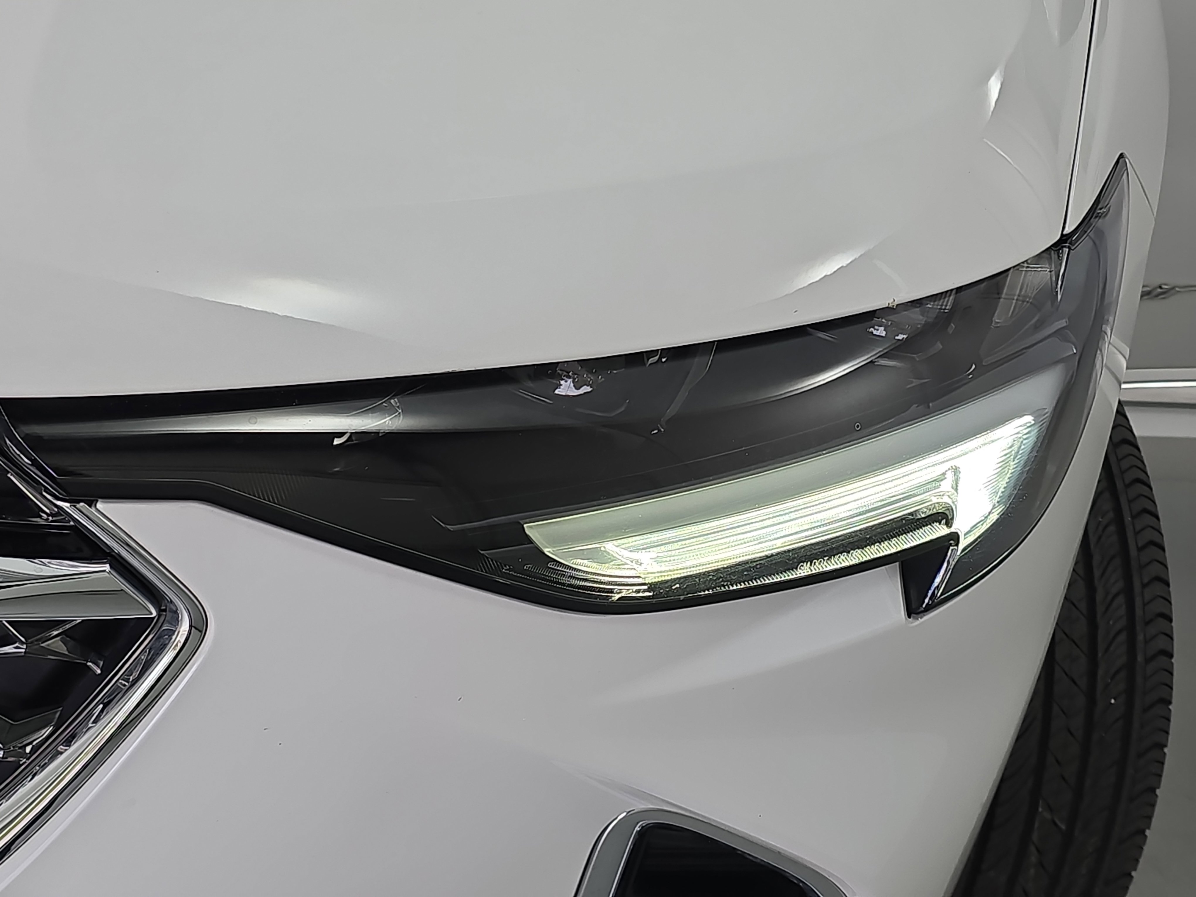 Used 2023 Buick Envision Avenir image 31