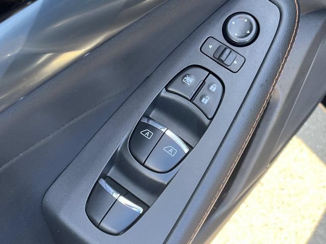 Used 2023 Nissan Maxima SR w/ Sport Mat Group FWD image 27