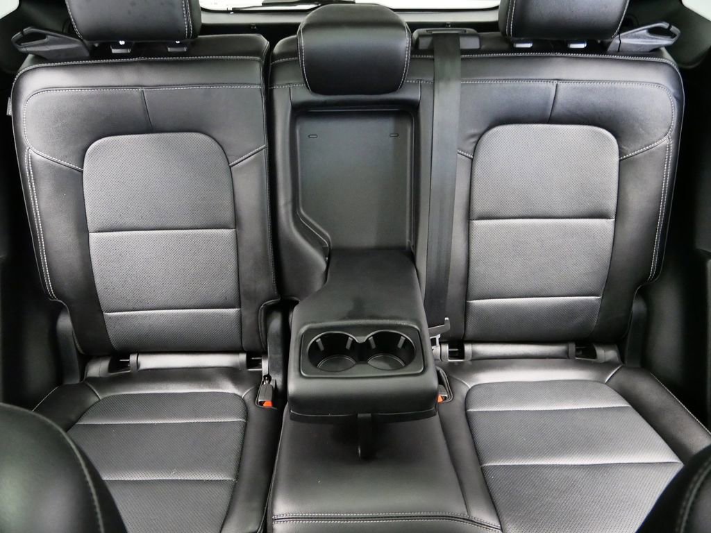 Used 2020 Ford Escape Titanium image 25