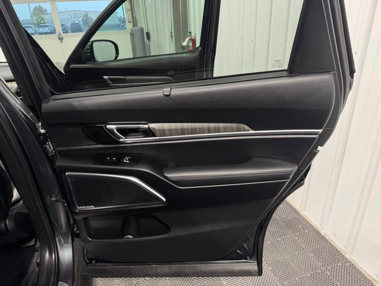 Used 2023 Kia Telluride SX Prestige X-Line AWD/4WD image 28