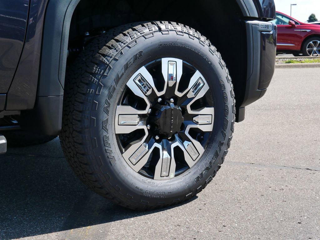 New 2025 GMC Sierra 3500 Denali w/ Denali Reserve Package image 5