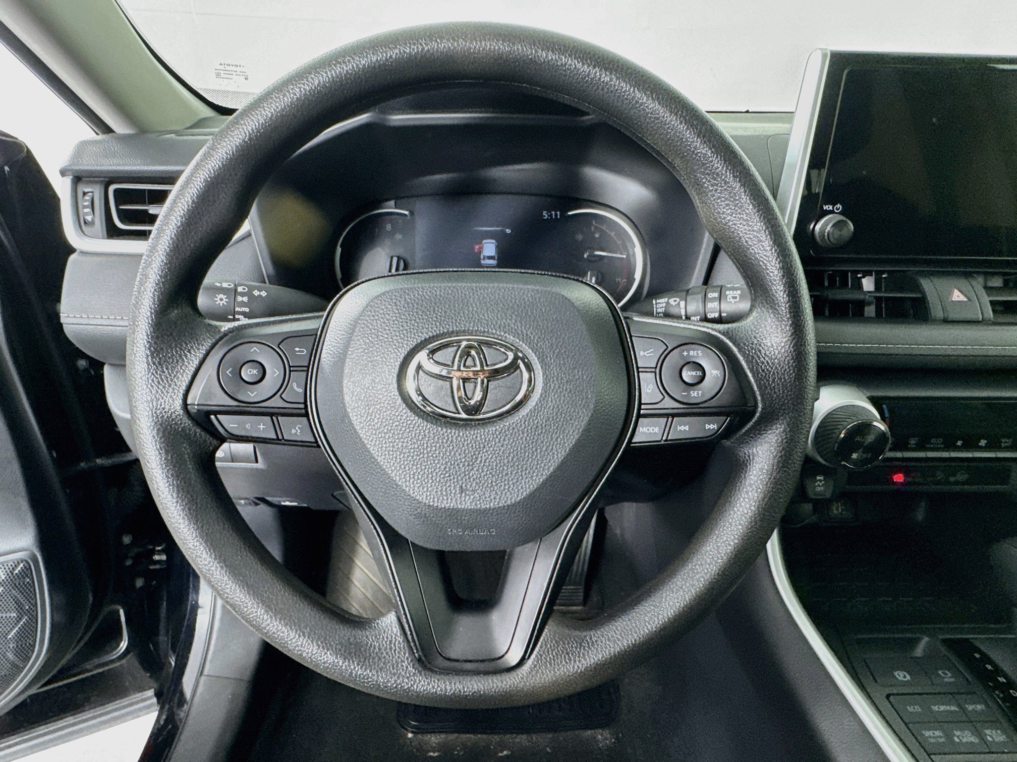 Certified 2025 Toyota RAV4 XLE AWD/4WD image 11