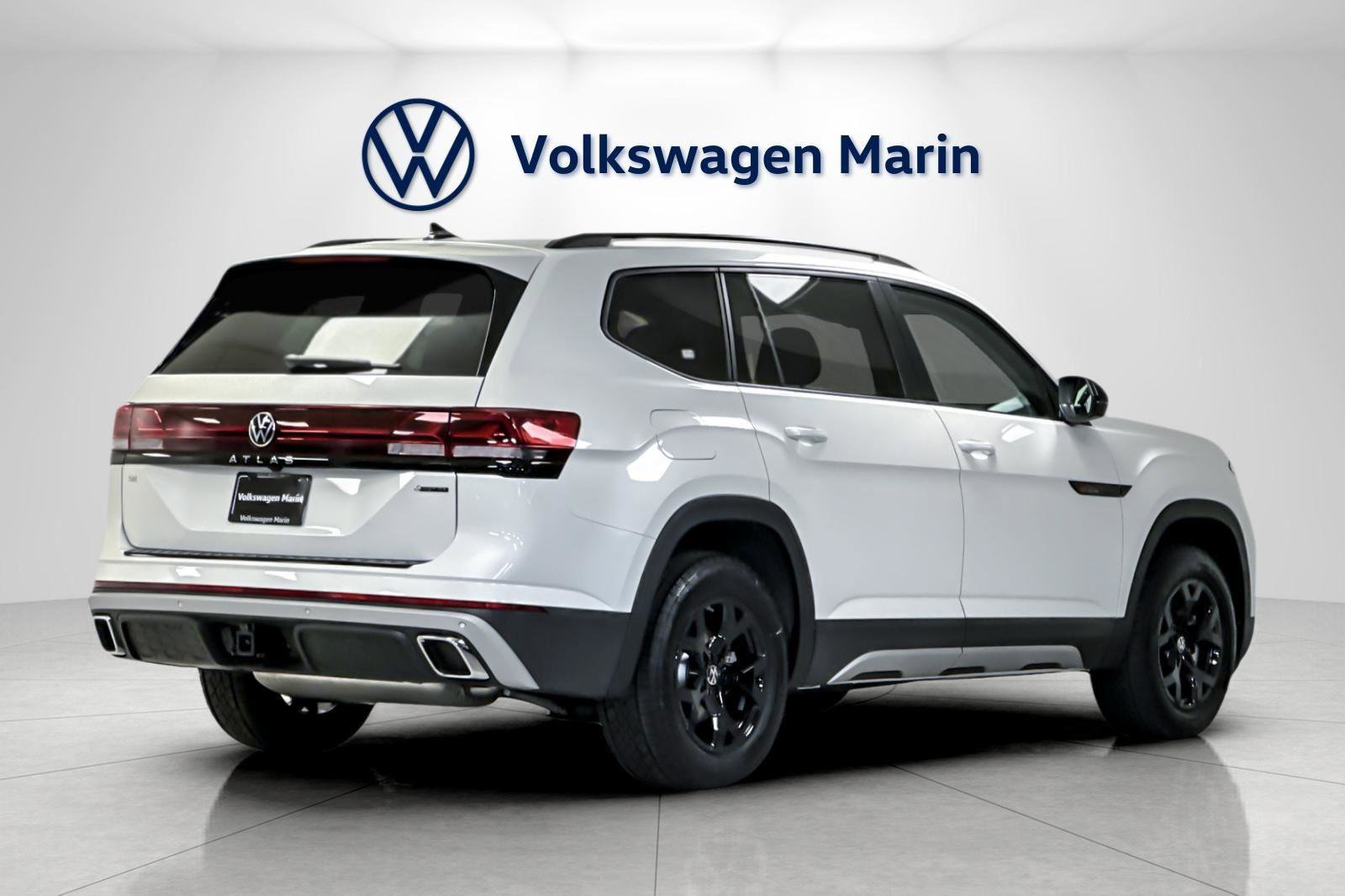 New 2026 Volkswagen Atlas Peak Edition image 5