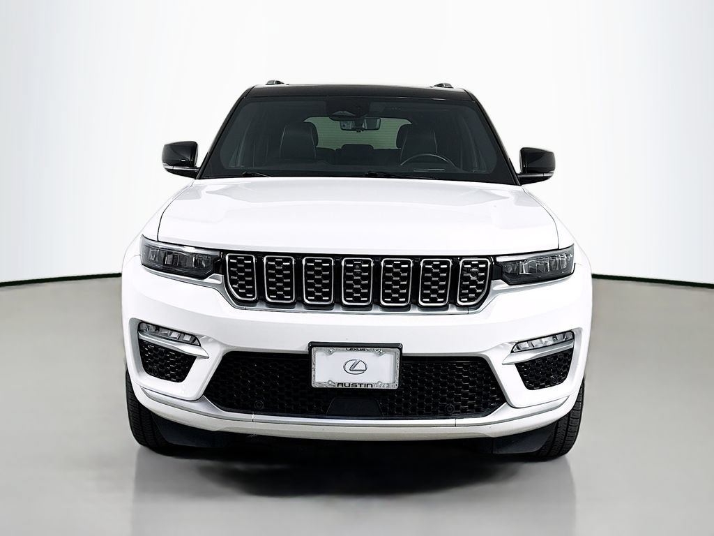 Used 2022 Jeep Grand Cherokee Summit AWD/4WD image 2