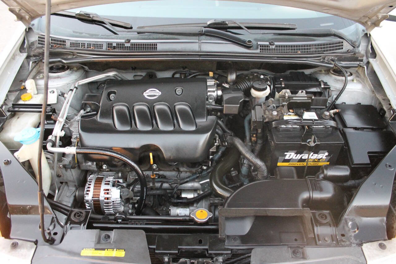 Used 2007 Nissan Sentra 2.0 S w/ Convenience Plus Pkg FWD image 11