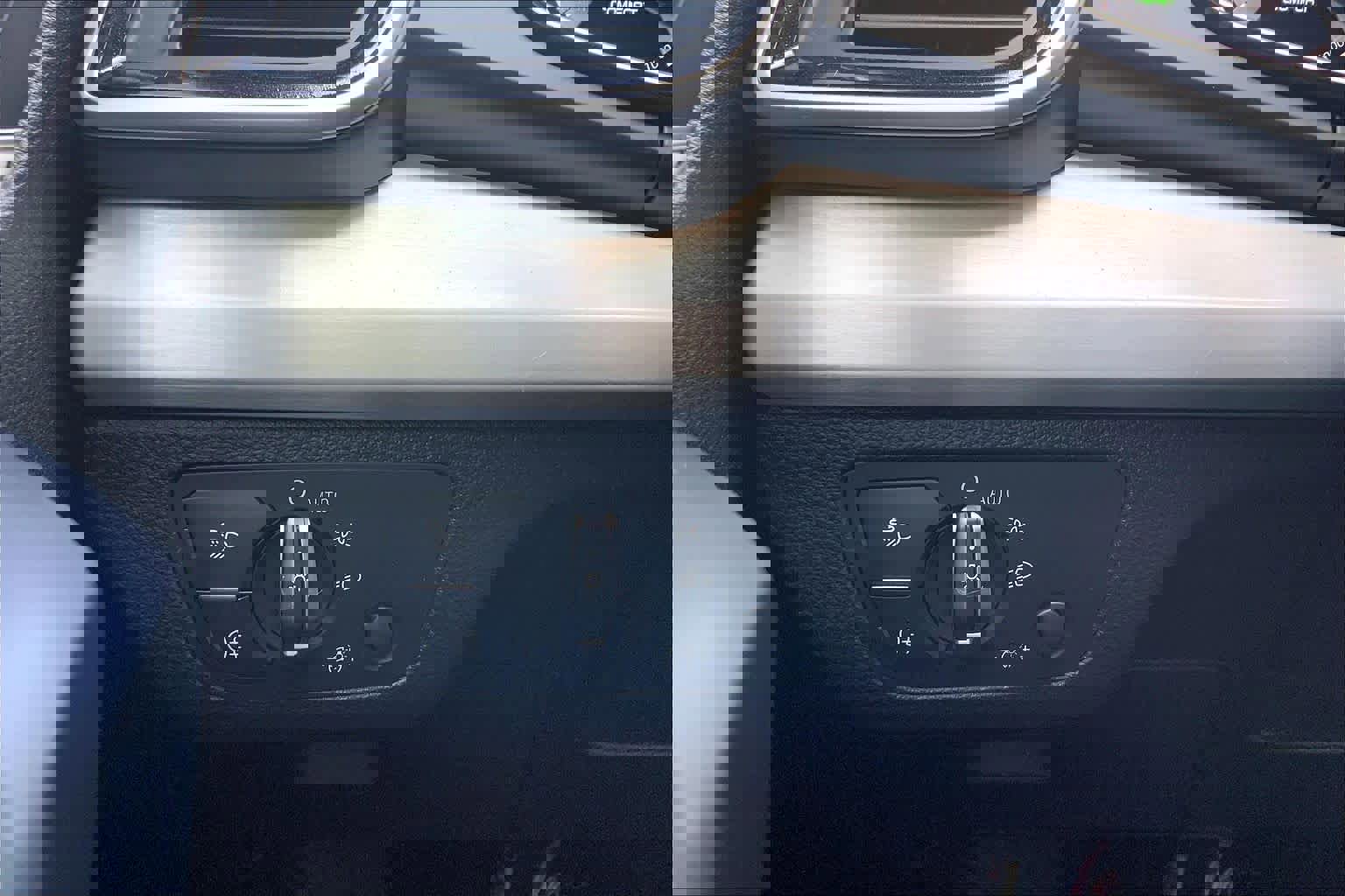 Used 2024 Audi Q5 e Premium Plus image 34