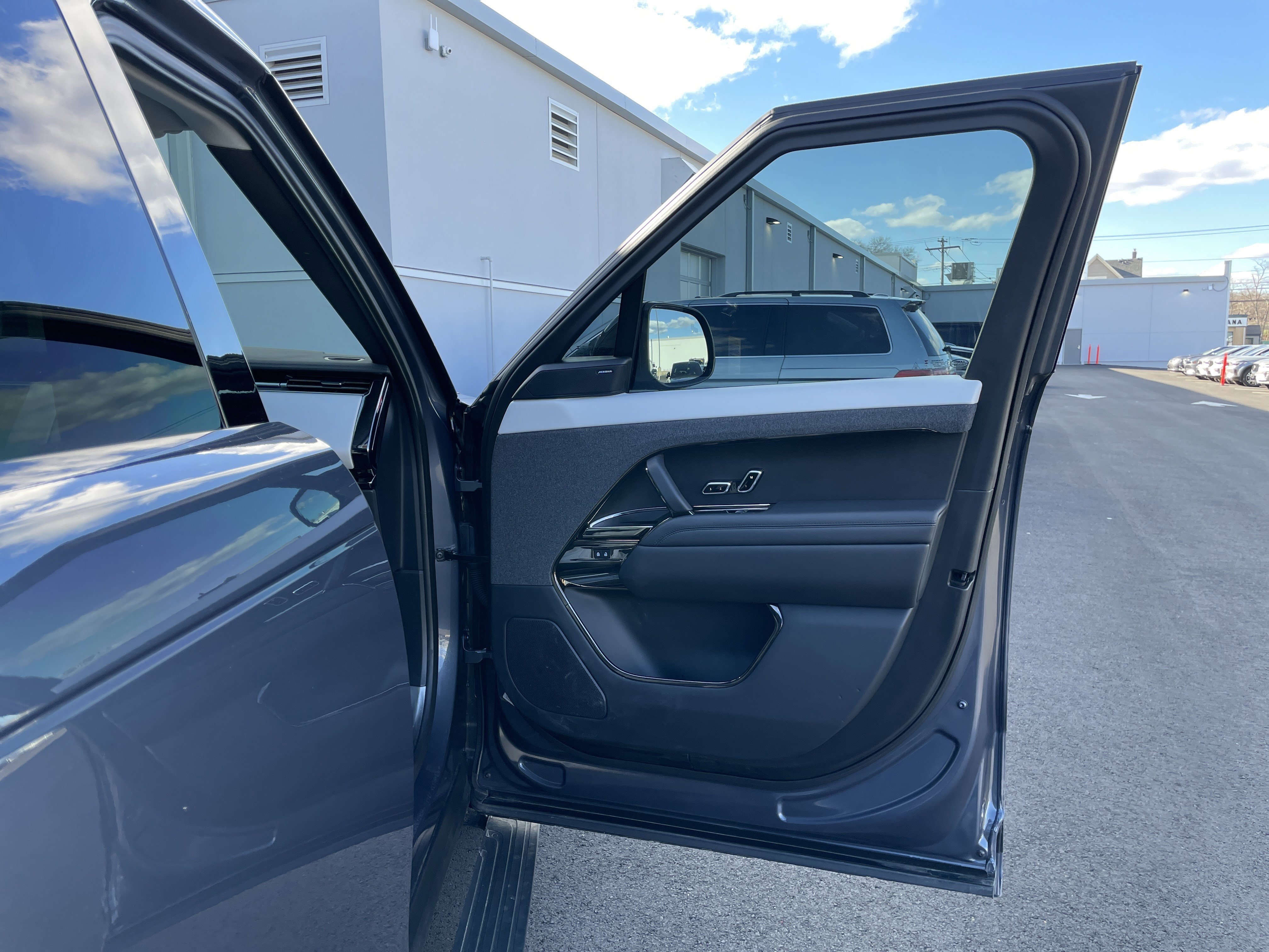 Used 2024 Land Rover Range Rover Sport Dynamic SE image 9