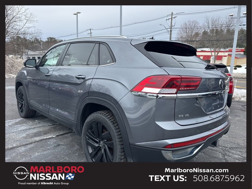 Used 2023 Volkswagen Atlas Cross Sport SE w/ Black Wheel Package image 5