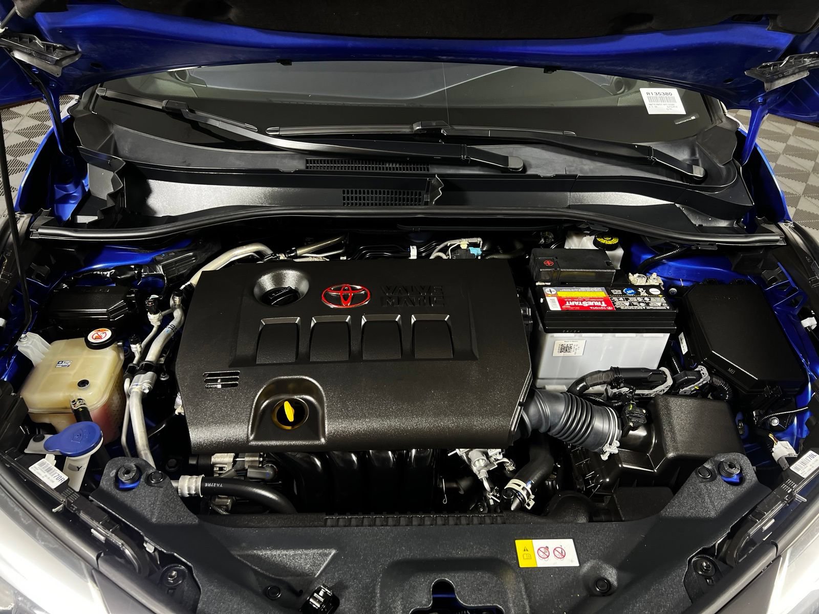 Certified 2021 Toyota C-HR XLE FWD image 9