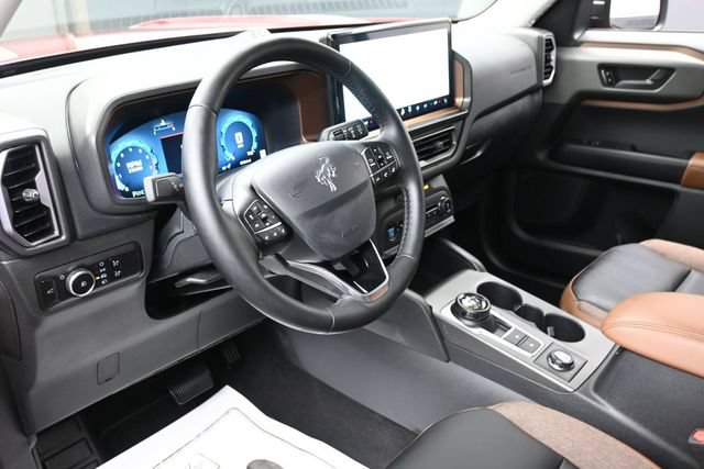 Used 2025 Ford Bronco Sport Outer Banks w/ Outer Banks Tech Package+ AWD/4WD image 14