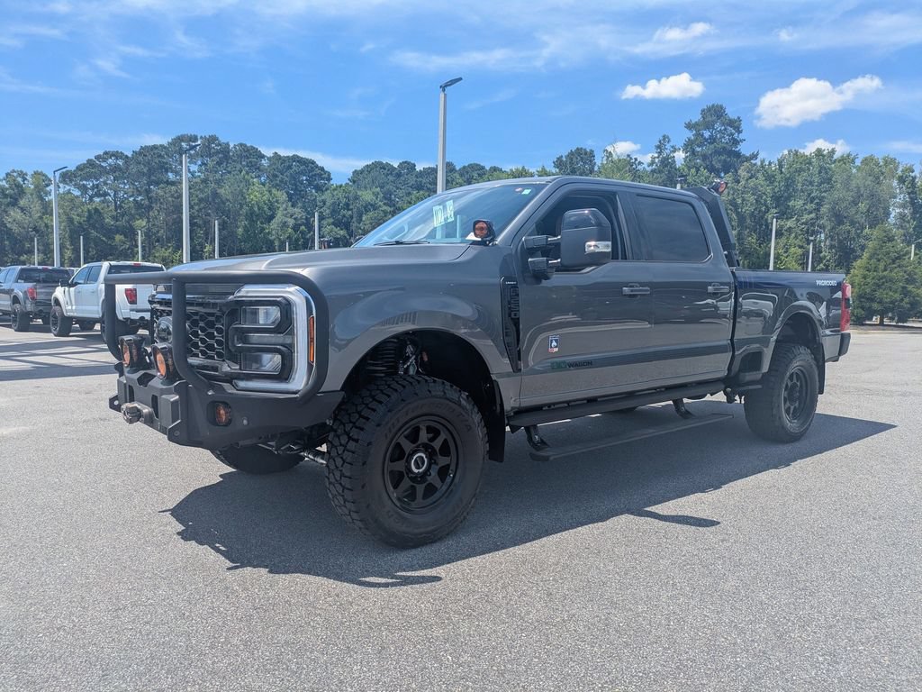 New 2026 Ford F250 Lariat w/ Black Appearance Package AWD/4WD image 8