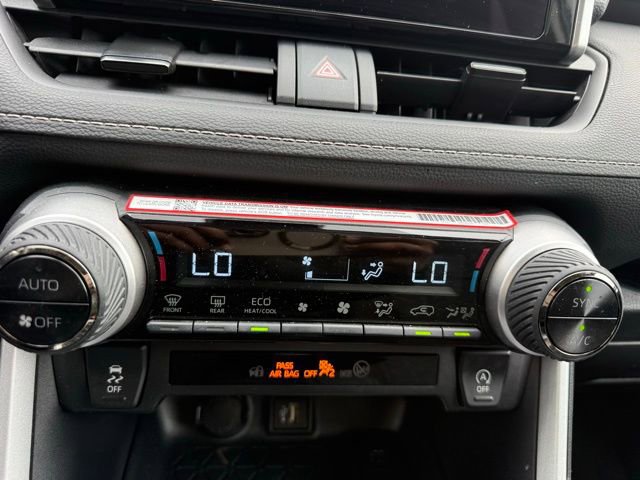 Used 2025 Toyota RAV4 XLE image 16