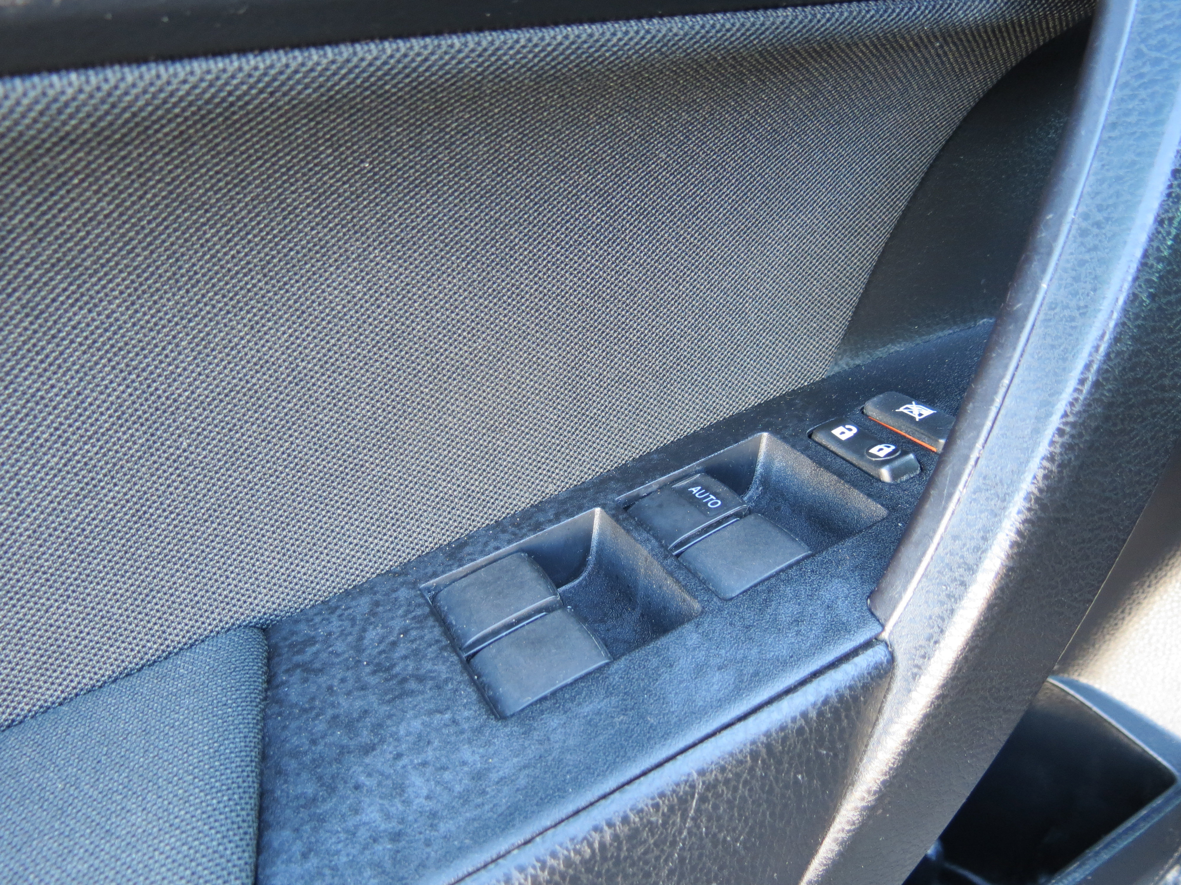 Used 2017 Toyota Corolla LE FWD image 25