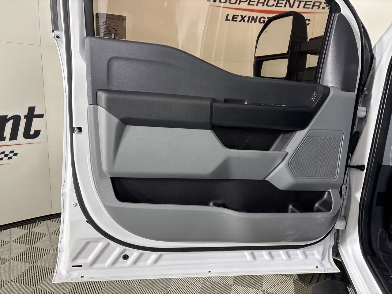 Used 2024 Ford F350 XL image 10