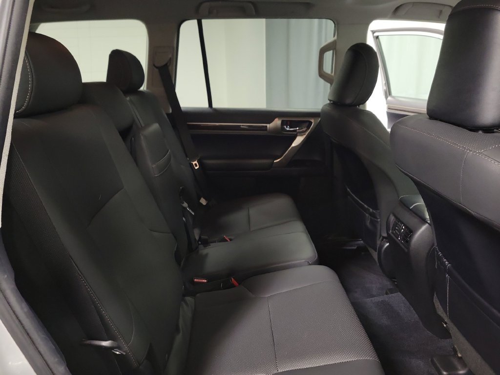 Used 2018 Lexus GX 460 w/ Navigation Package AWD/4WD image 35