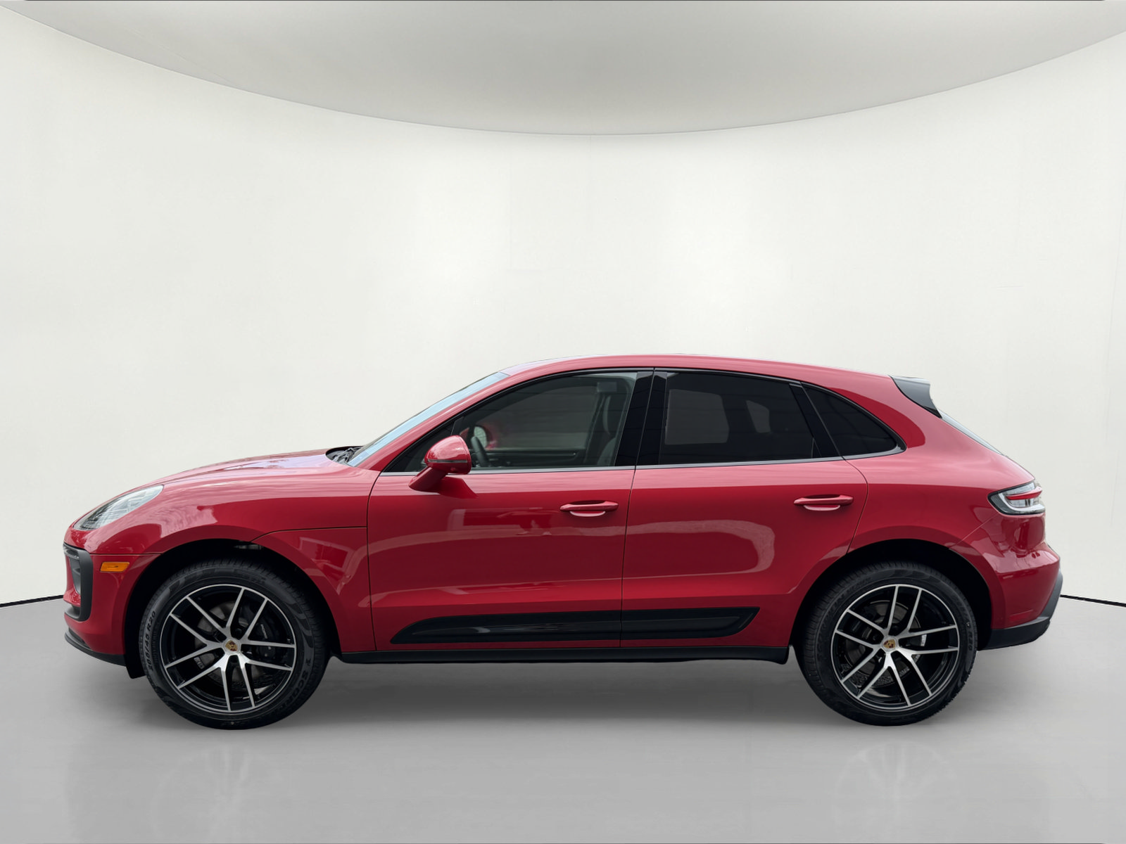 New 2026 Porsche Macan AWD/4WD image 2