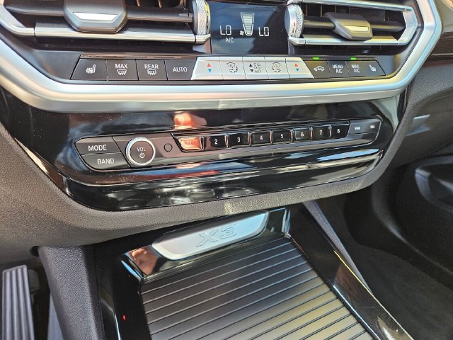 Used 2024 BMW X3 xDrive30i AWD/4WD image 32