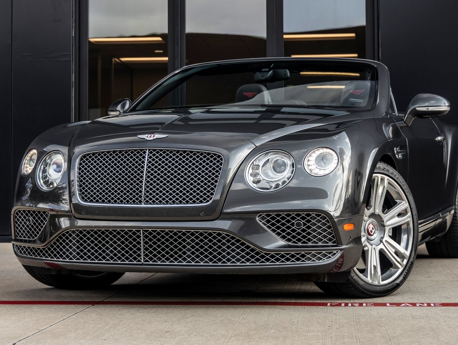Used 2017 Bentley Continental GT AWD/4WD image 3