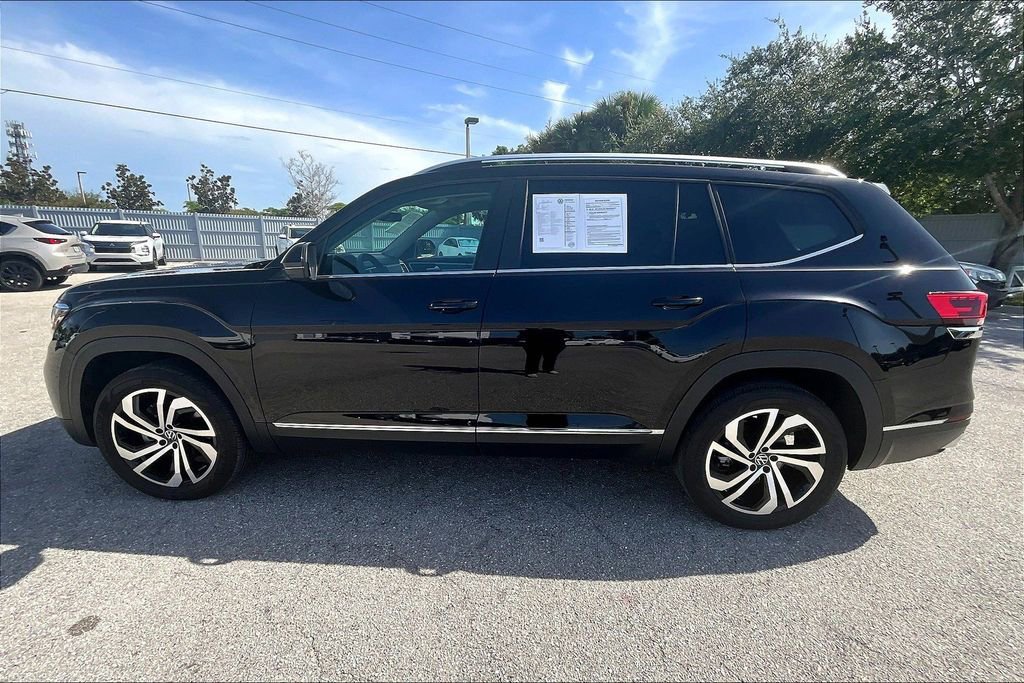 Certified 2023 Volkswagen Atlas SEL AWD/4WD image 8