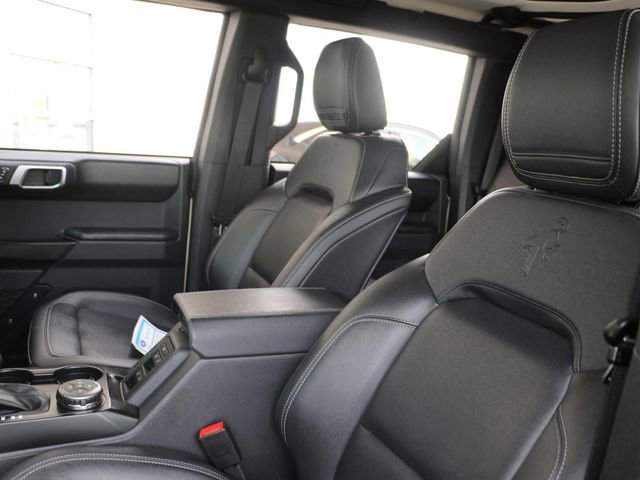 Used 2025 Ford Bronco Badlands AWD/4WD image 21