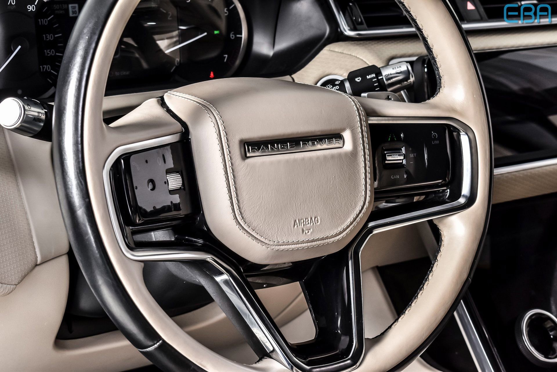 Used 2021 Land Rover Range Rover Velar R-Dynamic S AWD/4WD image 18