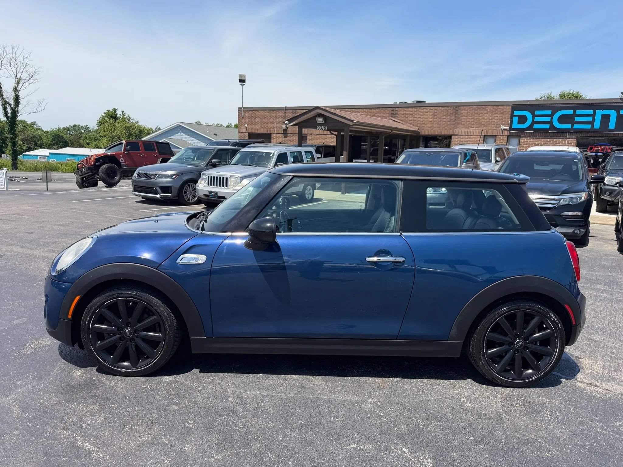 Used 2015 MINI Cooper S FWD image 6