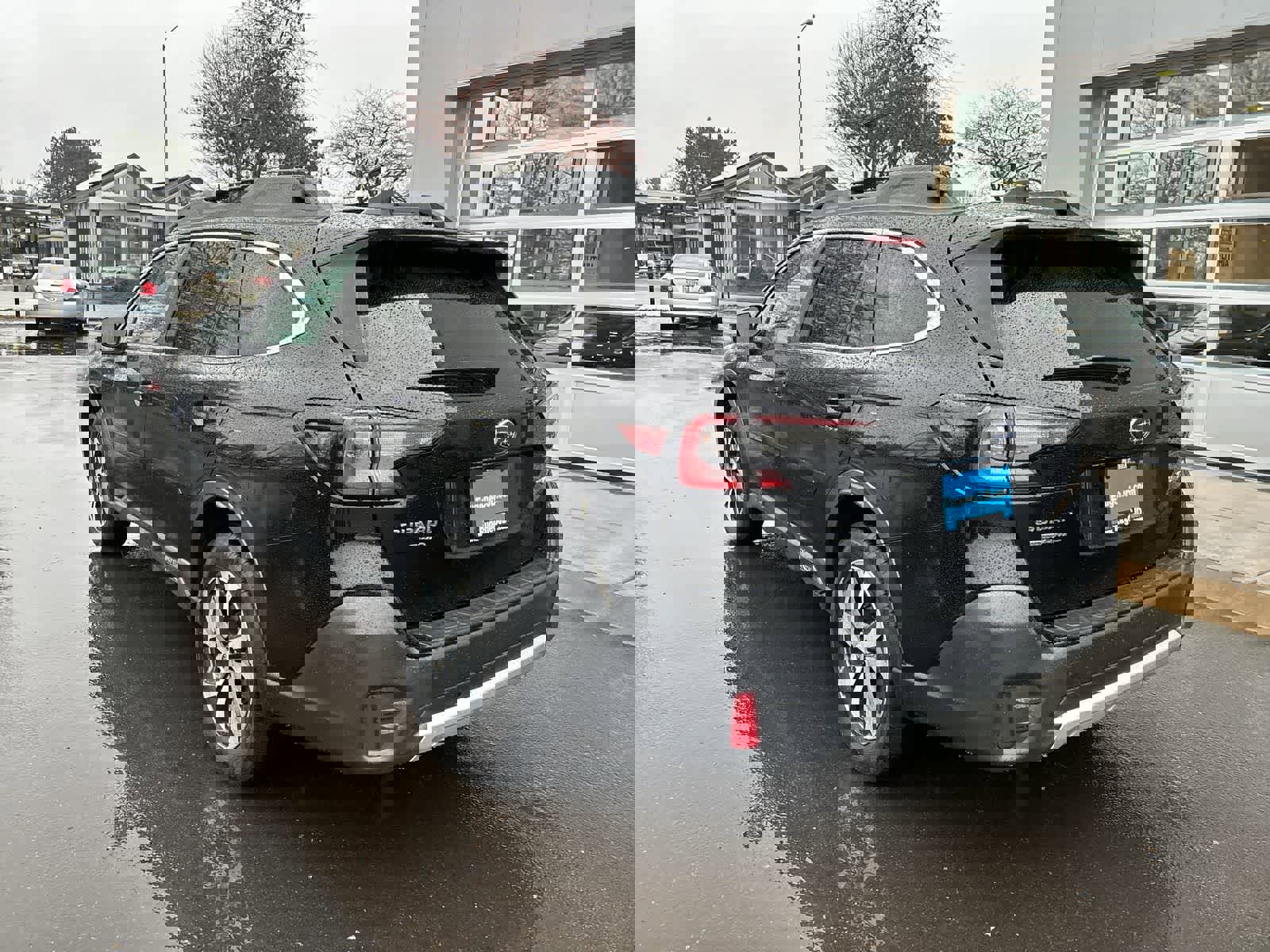 Used 2021 Subaru Outback Limited image 3