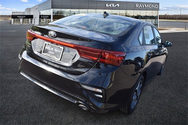 Used 2020 Kia Forte LXS image 3