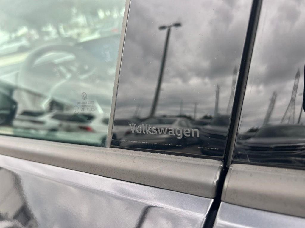 Used 2024 Volkswagen ID.4 2WD image 28