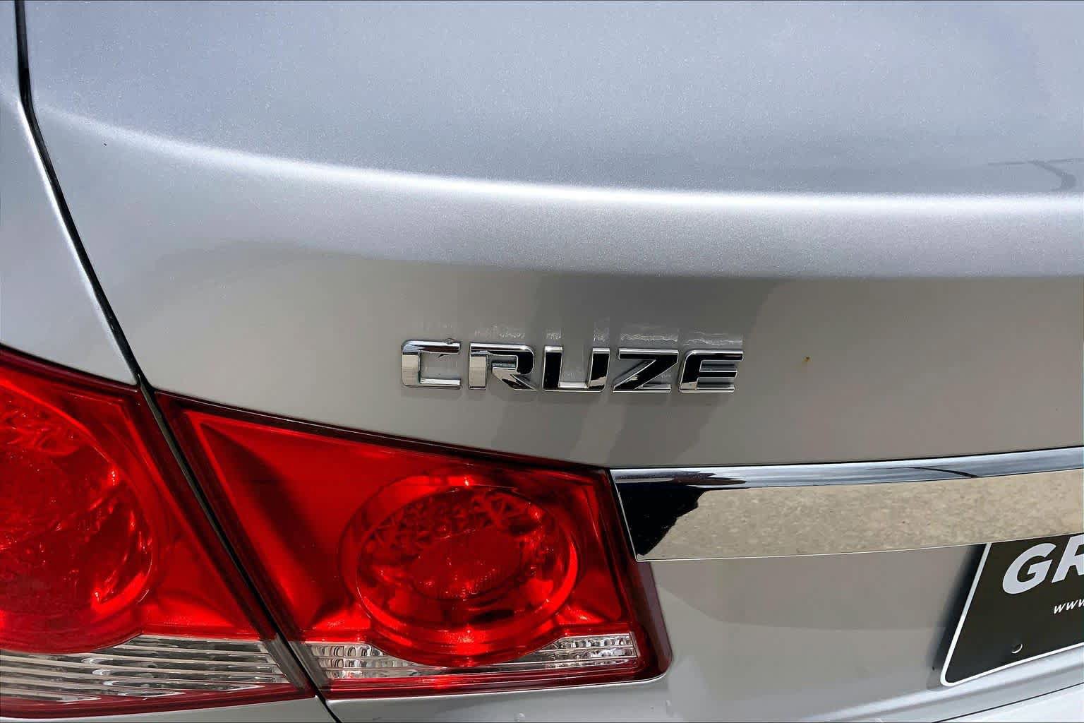 Used 2013 Chevrolet Cruze LT FWD image 10