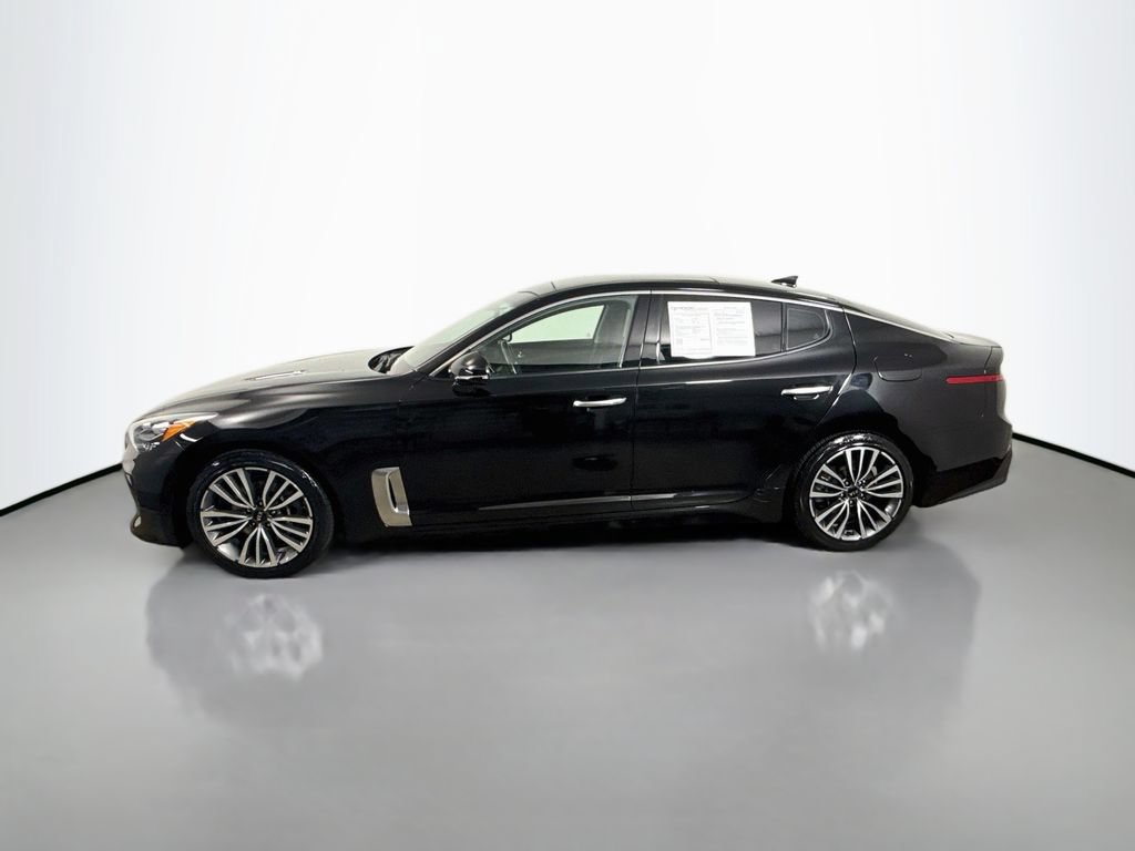 Used 2018 Kia Stinger Premium AWD/4WD image 4