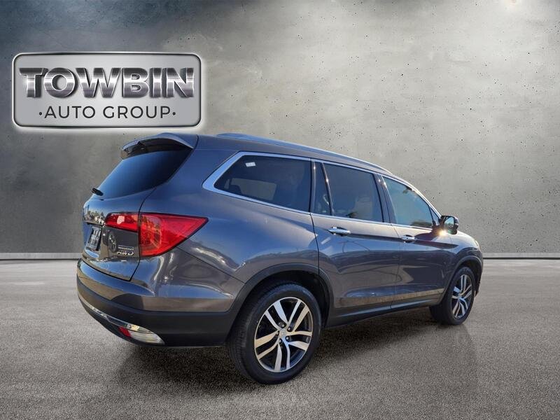 Used 2018 Honda Pilot Touring image 5