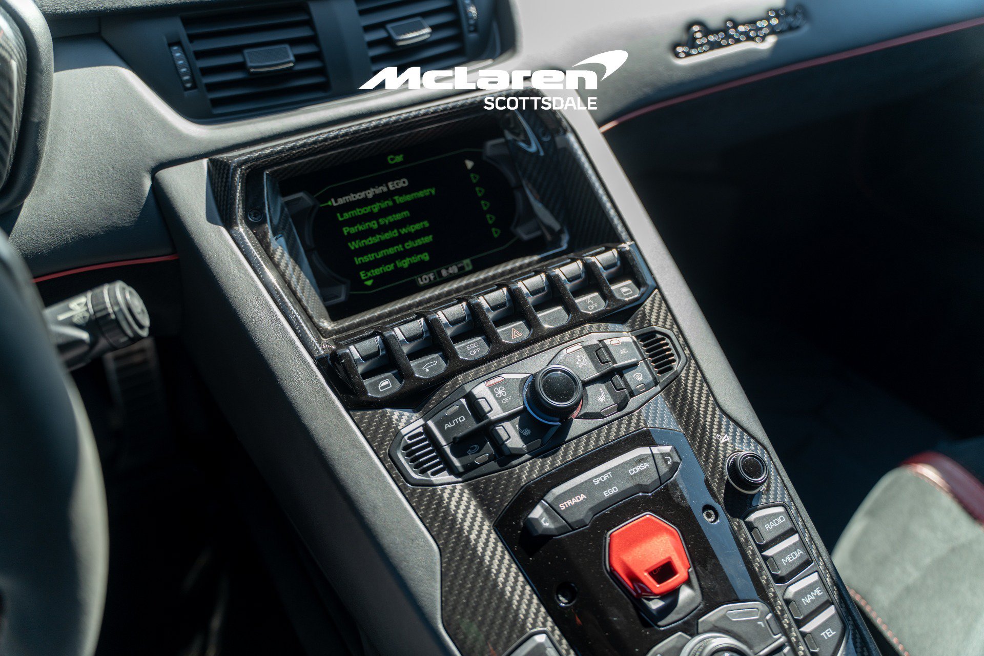 Used 2020 Lamborghini Aventador SVJ AWD/4WD image 15