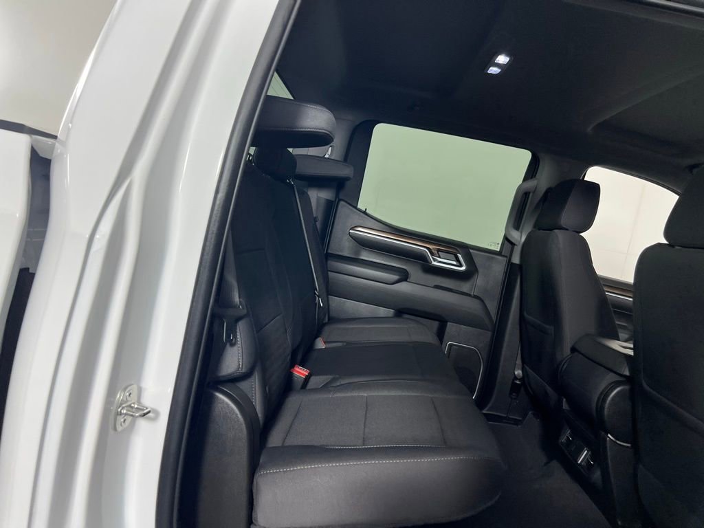 Used 2024 Chevrolet Silverado 1500 RST image 28