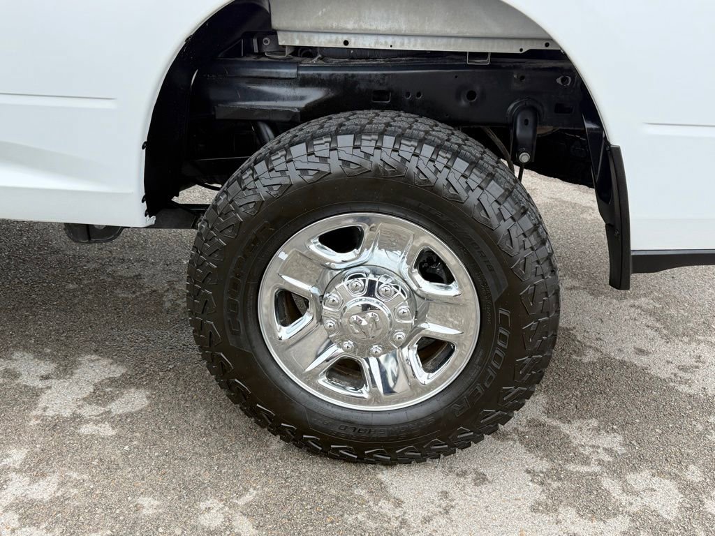 Used 2022 RAM 2500 Tradesman w/ Chrome Appearance Group image 40