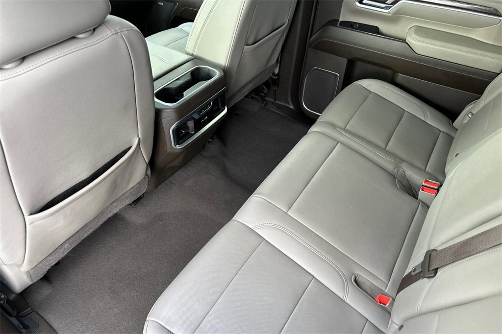 Used 2024 Chevrolet Silverado 3500 LTZ w/ LTZ Convenience Package image 13