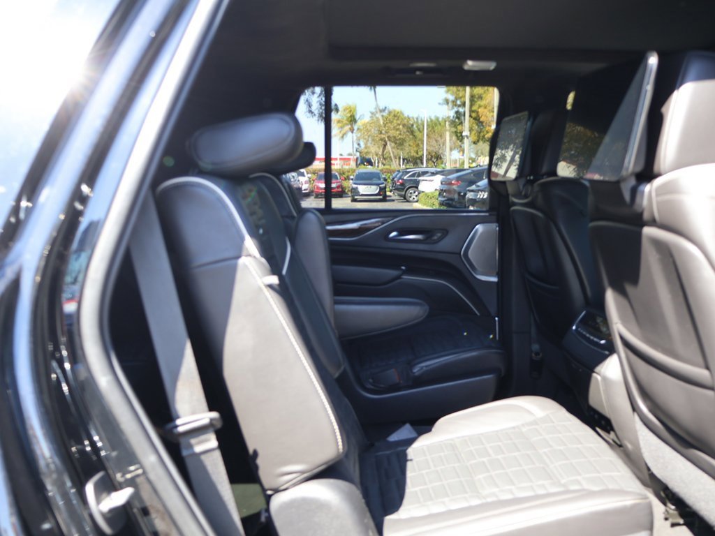 Used 2021 Cadillac Escalade Premium Luxury Platinum image 45