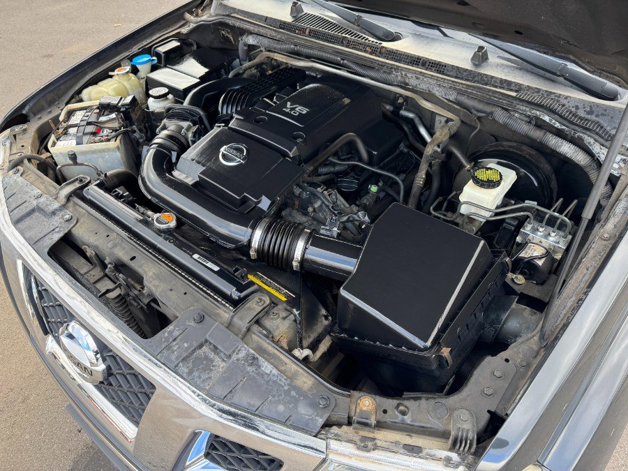 Used 2012 Nissan Frontier SV image 21