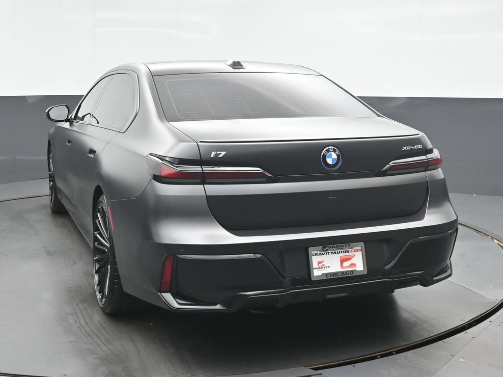Used 2023 BMW i7 xDrive60 AWD/4WD image 8