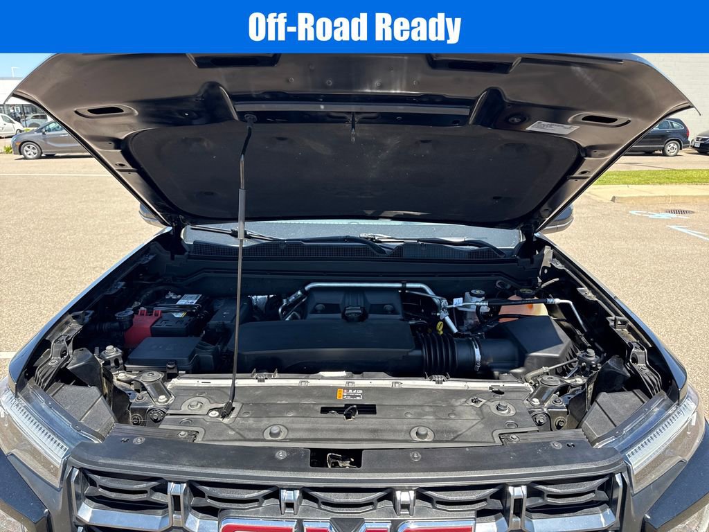 Used 2024 GMC Canyon AT4 w/ Canyon Safety Plus Package AWD/4WD image 22