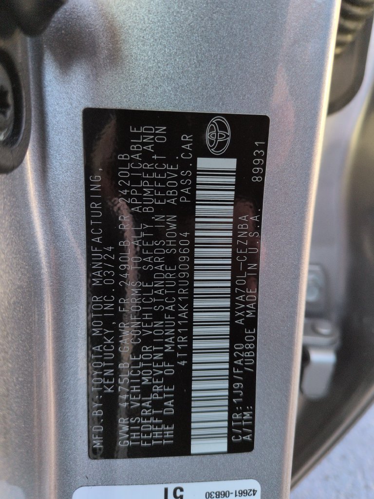 Used 2024 Toyota Camry LE w/ Convenience Package FWD image 29