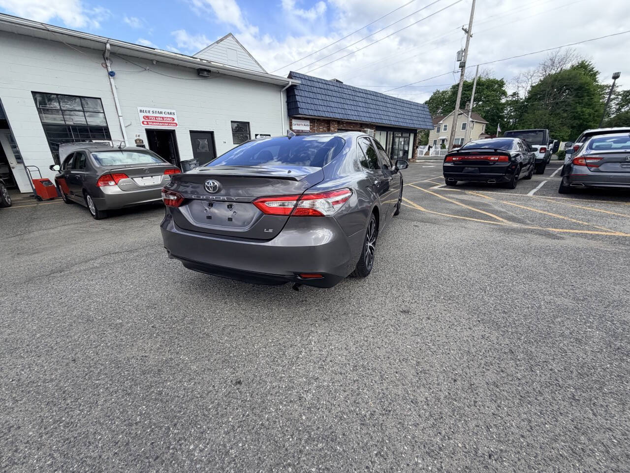 Used 2021 Toyota Camry LE FWD image 21
