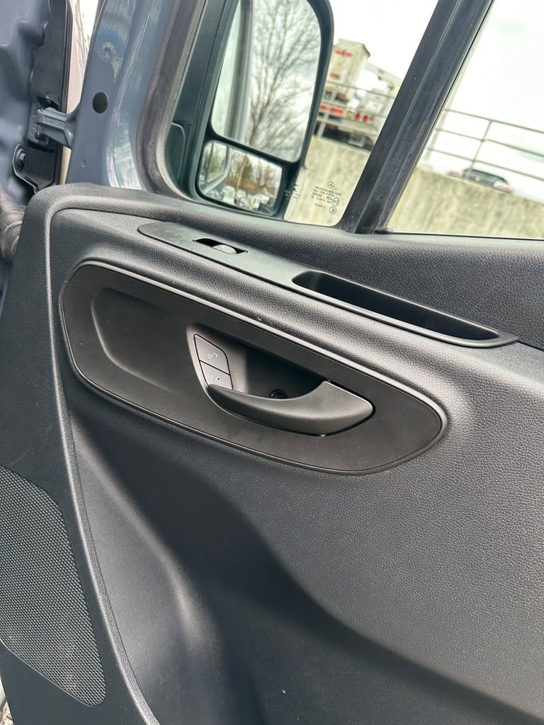 Used 2019 Mercedes-Benz Sprinter 170 image 26