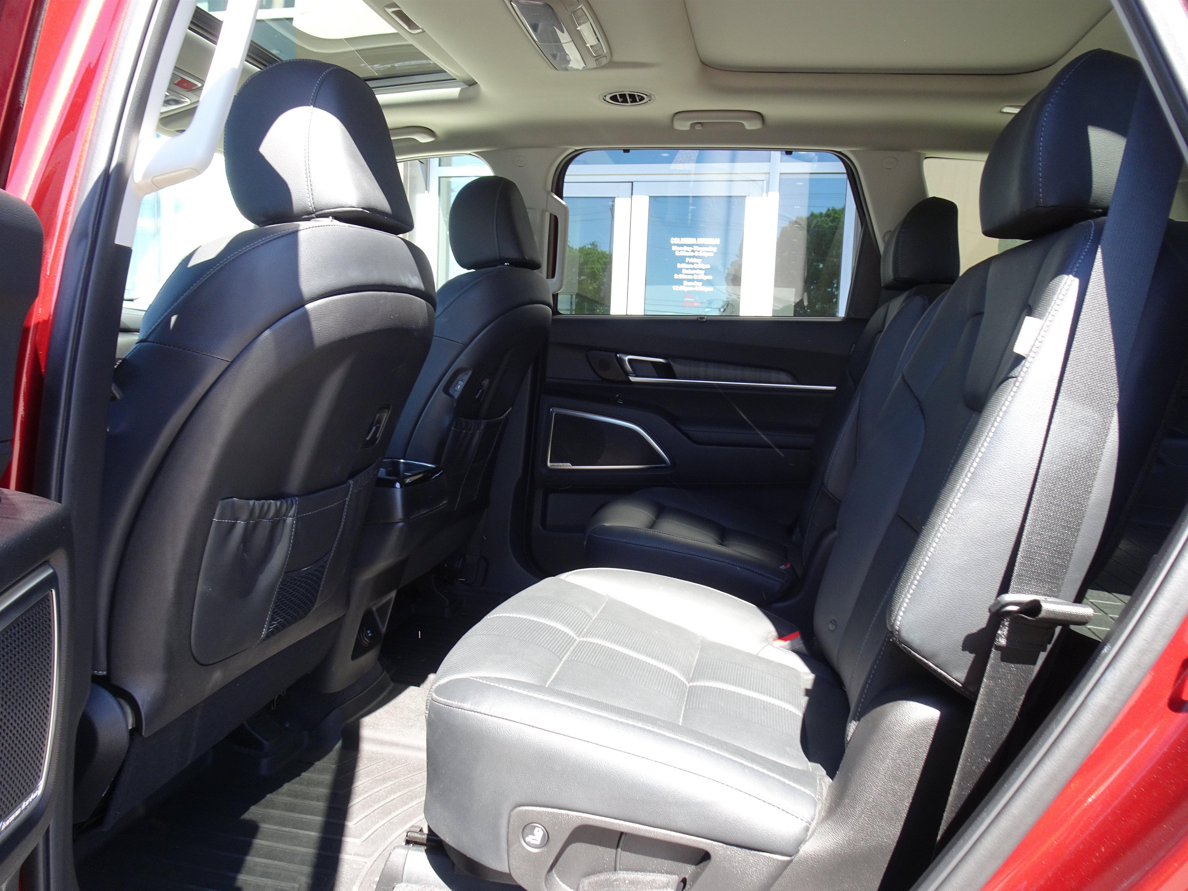 Used 2023 Kia Telluride SX FWD image 13