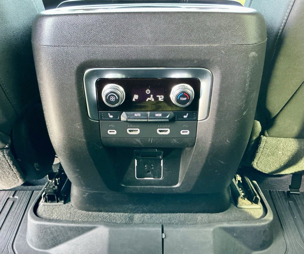 Used 2021 GMC Yukon XL AT4 w/ AT4 Premium Package image 28