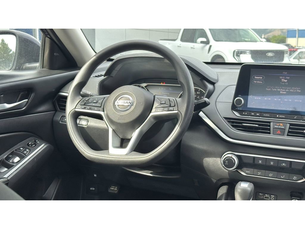 Used 2022 Nissan Altima 2.5 SV image 15