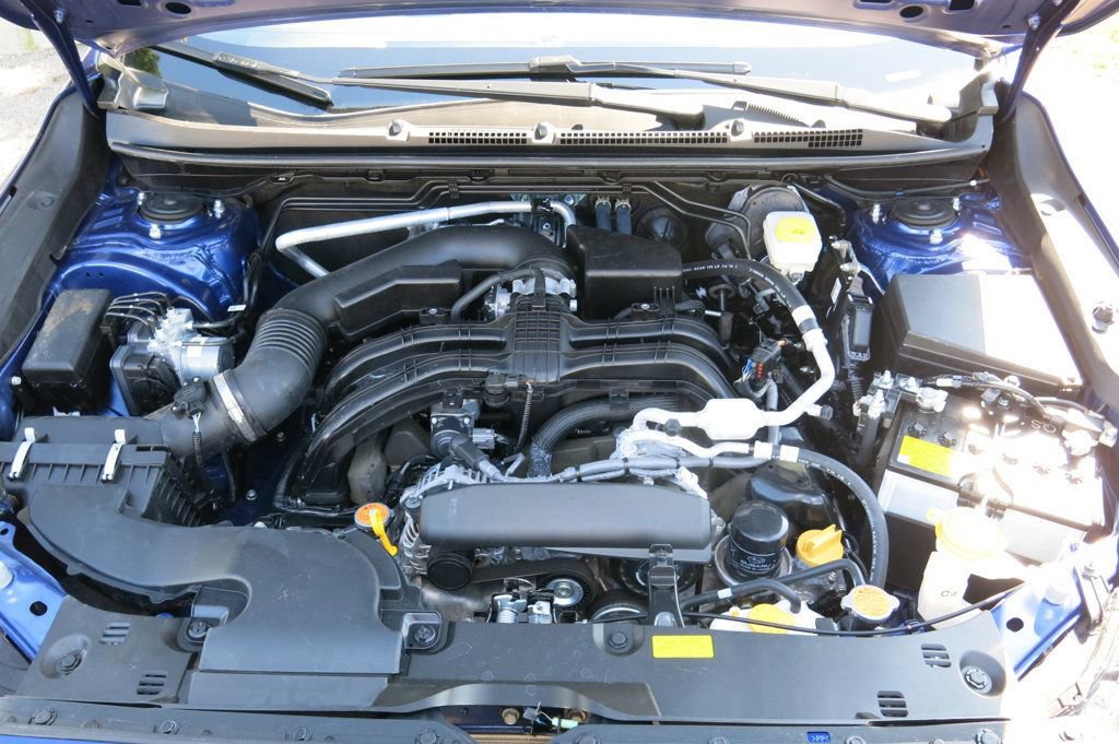 Used 2025 Subaru Crosstrek 2.0i Premium image 31