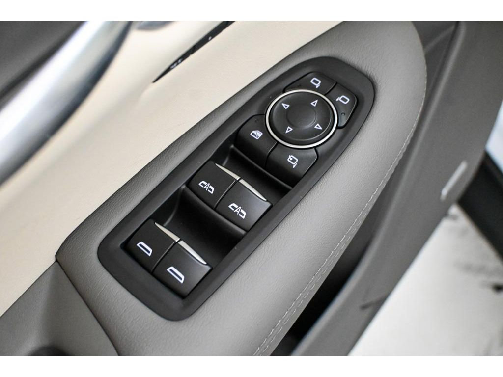 New 2026 Cadillac XT5 Premium Luxury w/ Driver Assist Package AWD/4WD image 18